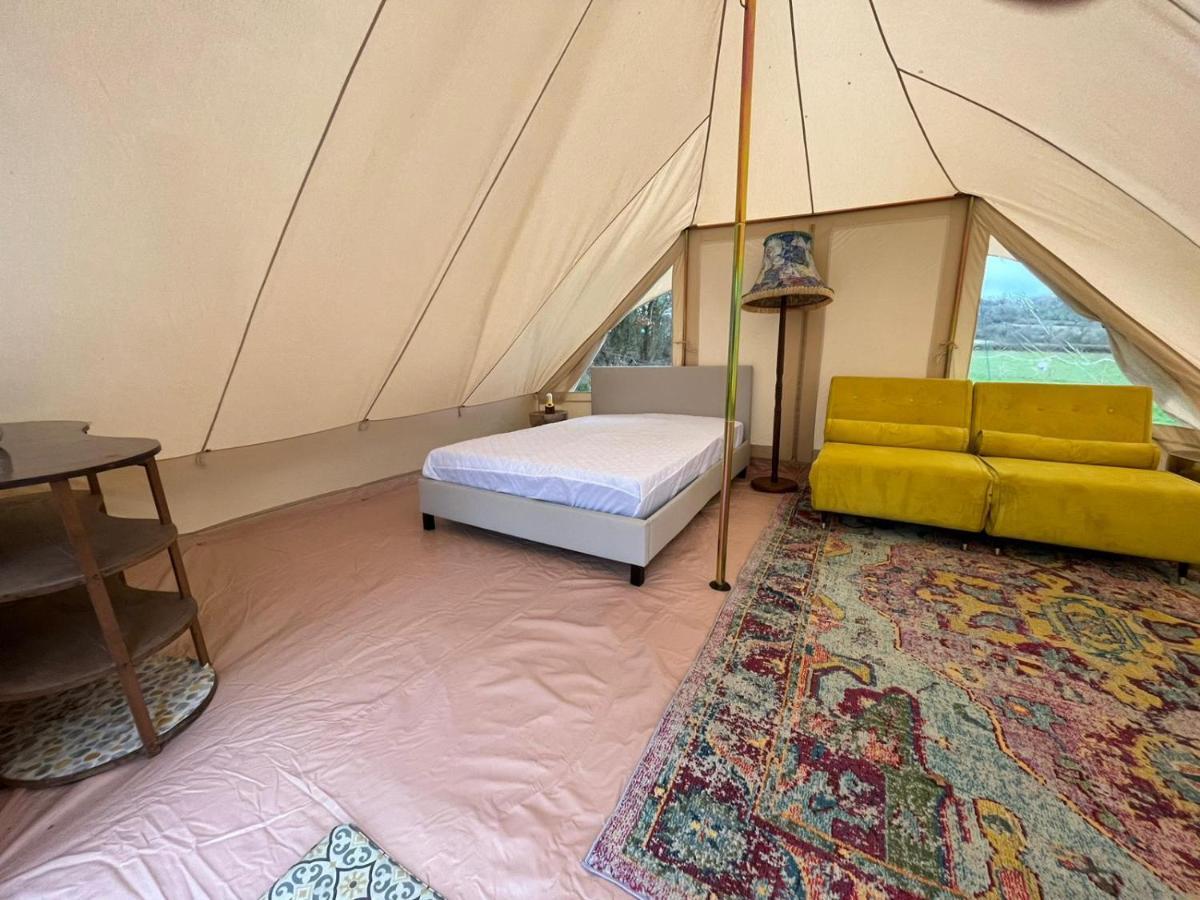 1 Glamping Tent With Kitchen & Electric On Small Family Campsite, No Bedding Supplied Narberth Extérieur photo